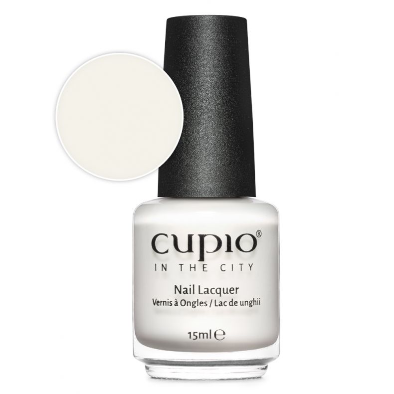 Cupio Nagellack in Weiß mit schwarzem Deckel