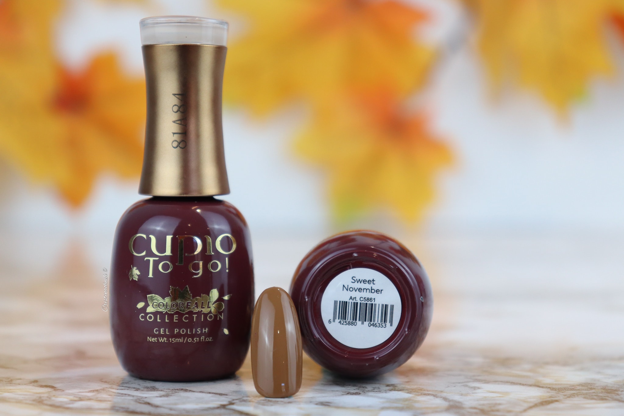 242493316_10220337633573741_1756933225662903757_n Cupio To go! Gel Polish Flasche und Nagel in der Farbe Sweet November