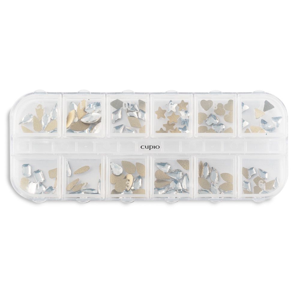 Praktische Box mit verschiedenen bunten Dekorationselementen von Cupio