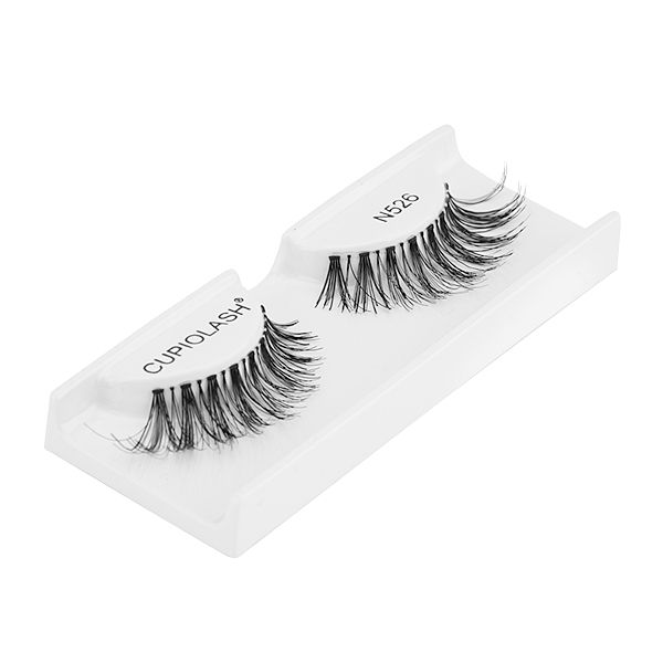 gene_n526_b CUPIOLASH N526 künstliche Wimpern in einer Verpackung