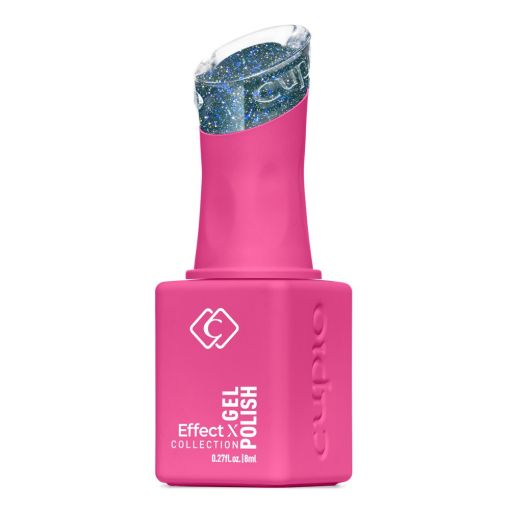 Glitzernder blauer UV-Gellack in pinker Flasche