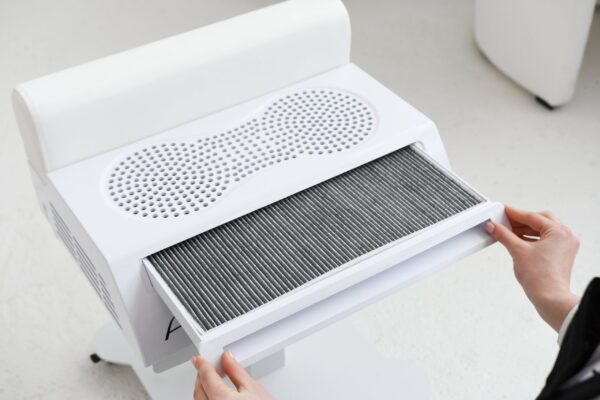 Luftreiniger mit herausziehbarem Filter, ideal für saubere Raumluft