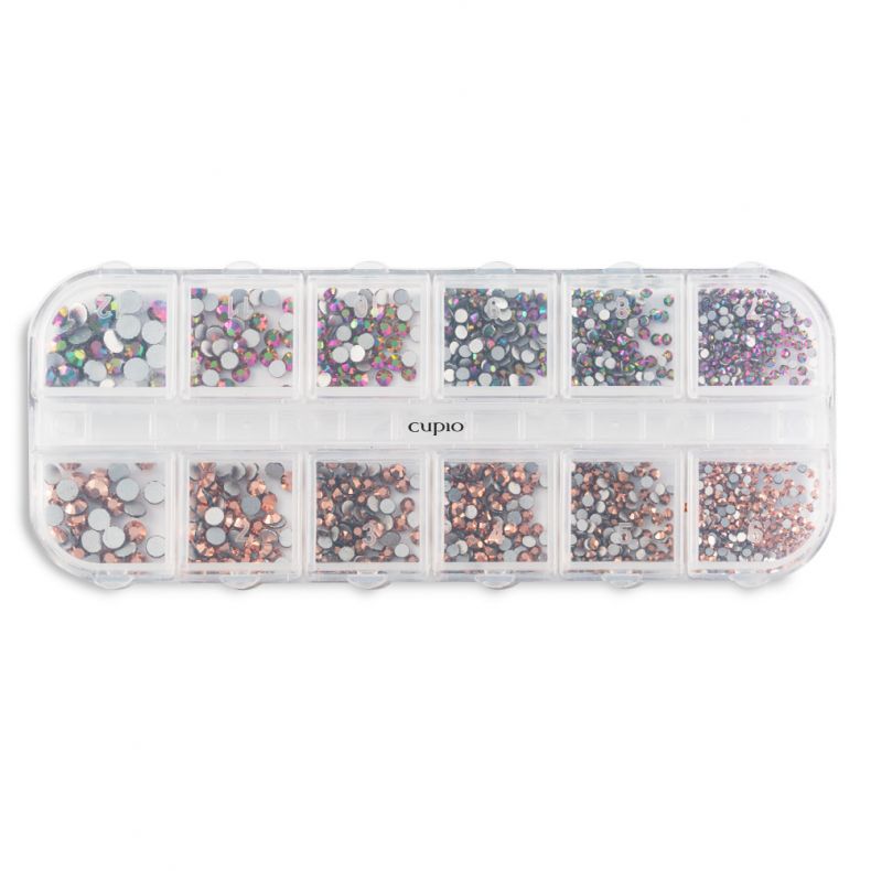 Aufbewahrungsbox mit verschiedenen Strasssteinen von Cupio