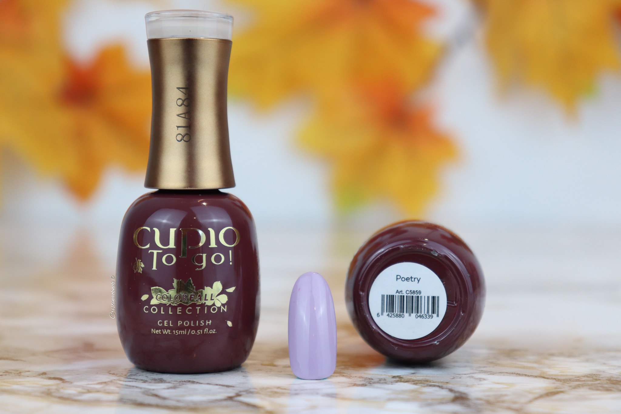 242571936_10220337632893724_3941054227736737402_n Cupio Gel Polish in dunklem Rotbraun mit einem lila Farb-Muster auf Nagel