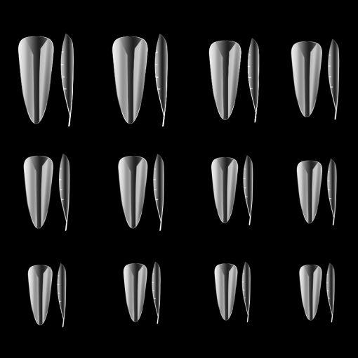tipsuri_classic_almond_c7504_c Diverse Nageldesigns in verschiedenen Formen und Längen auf schwarzem Hintergrund