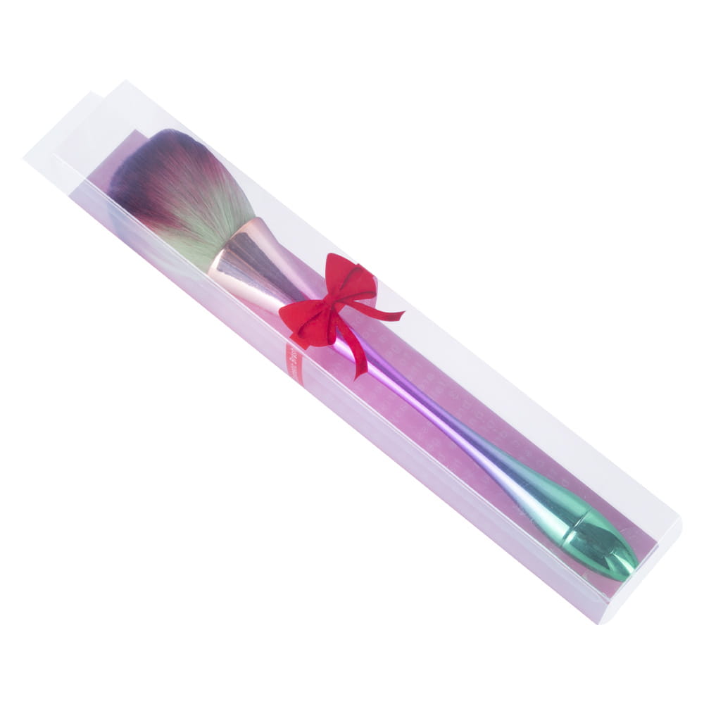 Make-up Pinsel in schöner Verpackung mit rotem Band