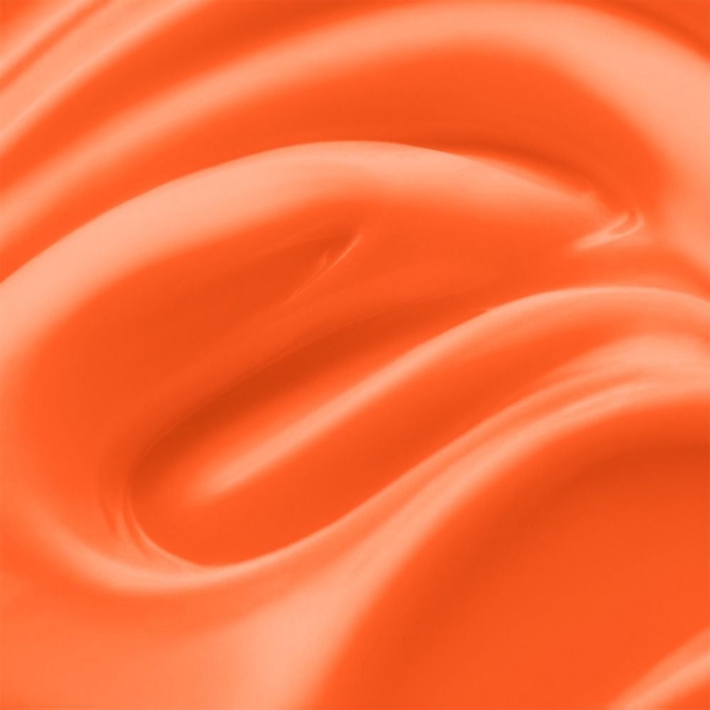 Nahaufnahme eines glänzenden, orangefarbenen Satin-Stoffs mit Wellenstruktur