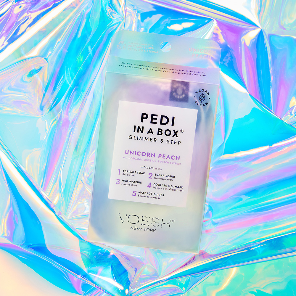 Voesh Pedi in a Box Glimmer 5 Step Unicorn Peach, 5-Schritte-Pediküre-Set mit Pfirsich auf irisierendem, schimmerndem Hintergrund