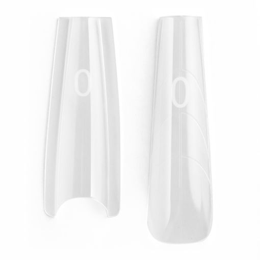 Zwei transparente Nail Tips in Größe 0 nebeneinander
