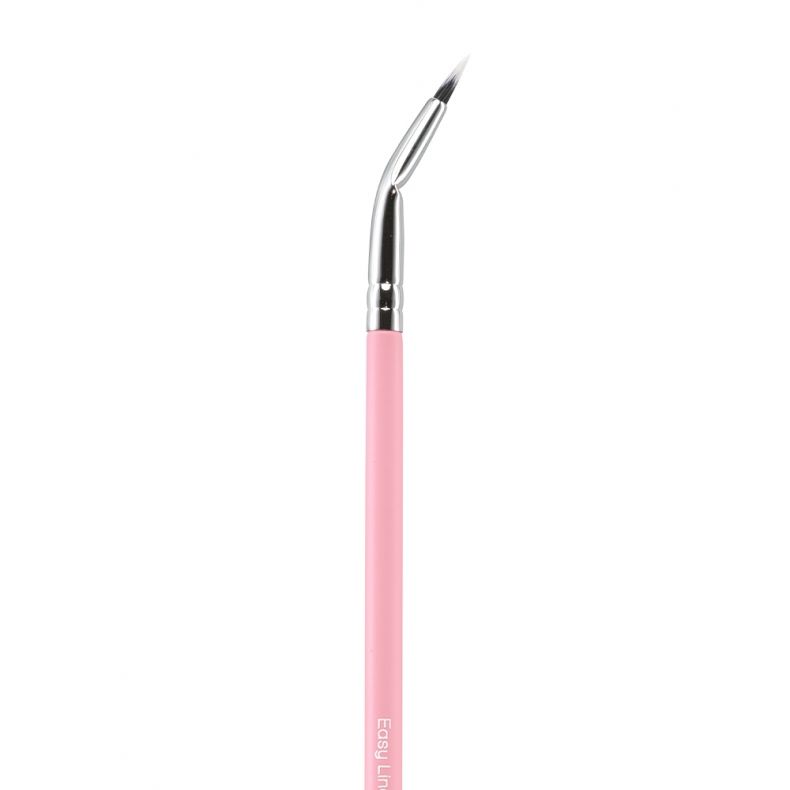 Pinsel mit gewinkeltem Griff für feine Arbeiten in der Kunst