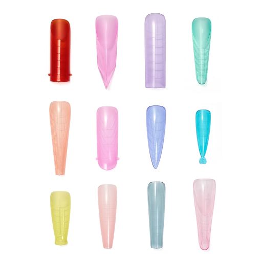 d0455_c Verschiedene farbige und transparente Nagelspitzen für Nailart