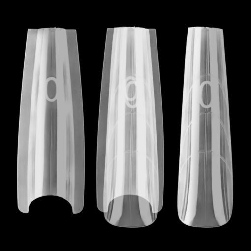 Drei transparente lange Nageltips in Klarfarbe