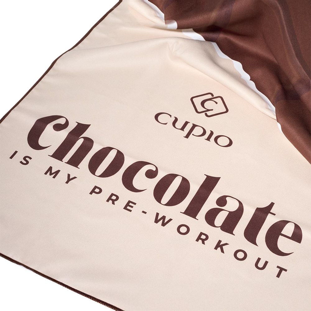 Cupio Fitnesshandtuch mit Chocolate Pre-Workout Aufdruck