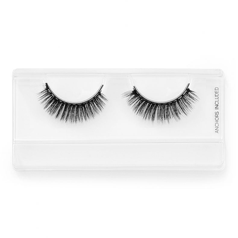 baby_doll_lashes_real_deal_b Zwei Paar falsche Wimpern in transparenter Verpackung, ideales Makeup-Zubehör